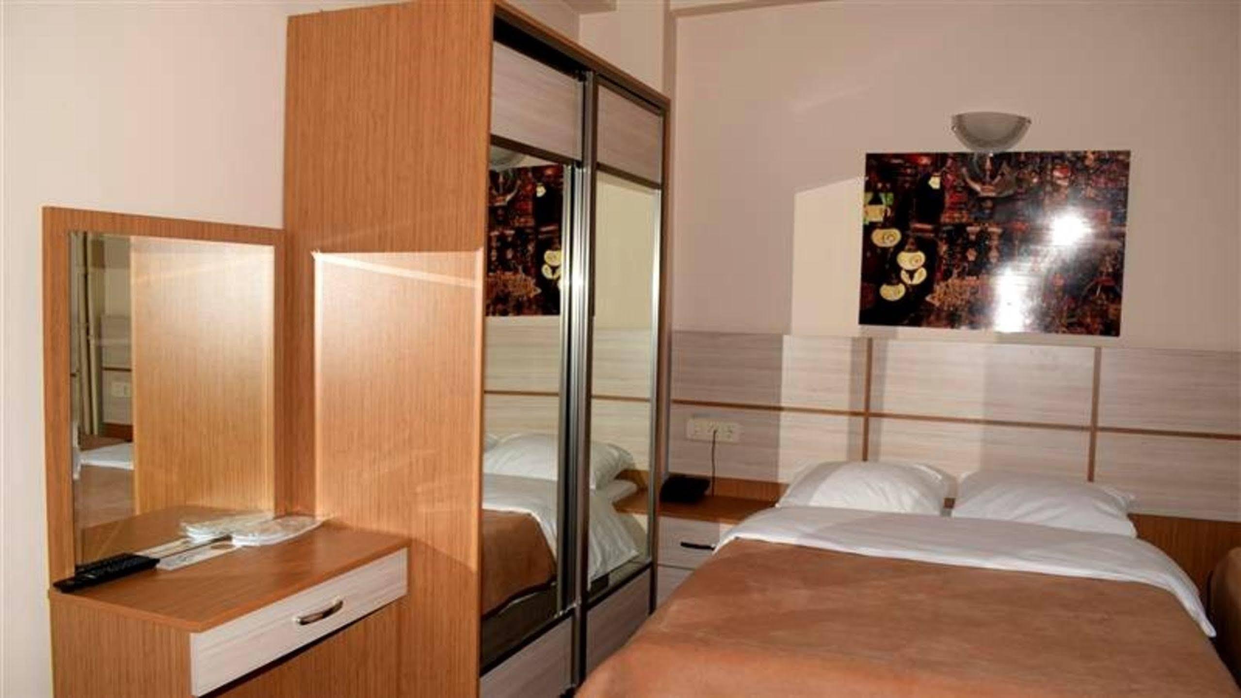 Otel Royal Besiktas 2*